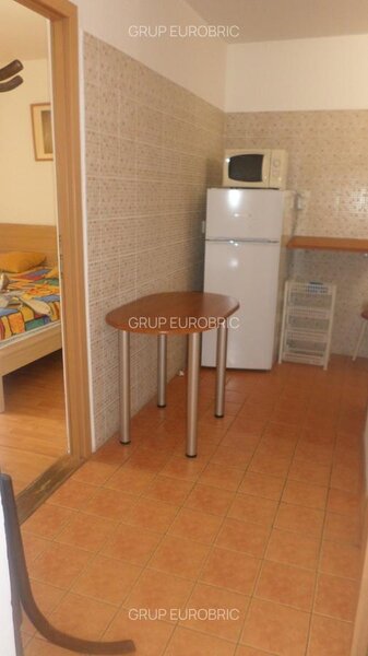 Ultracentral langa Hotel Radisson, Athenee Palace, cochet